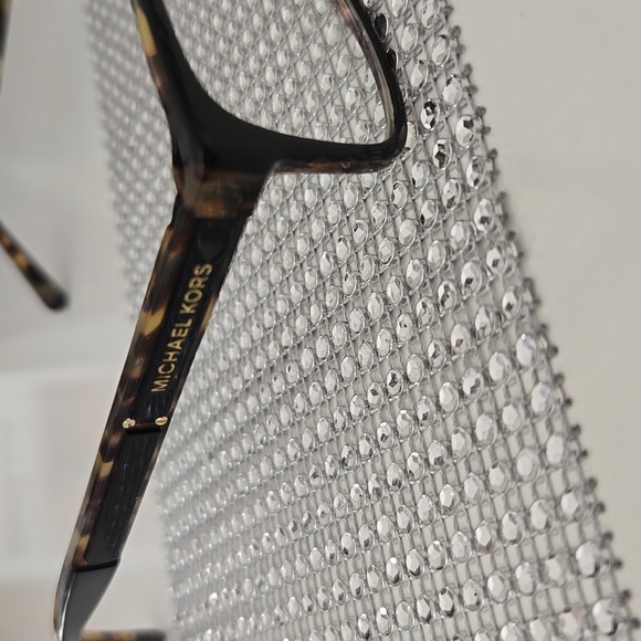 Glasses MK - Picture 2 of 5